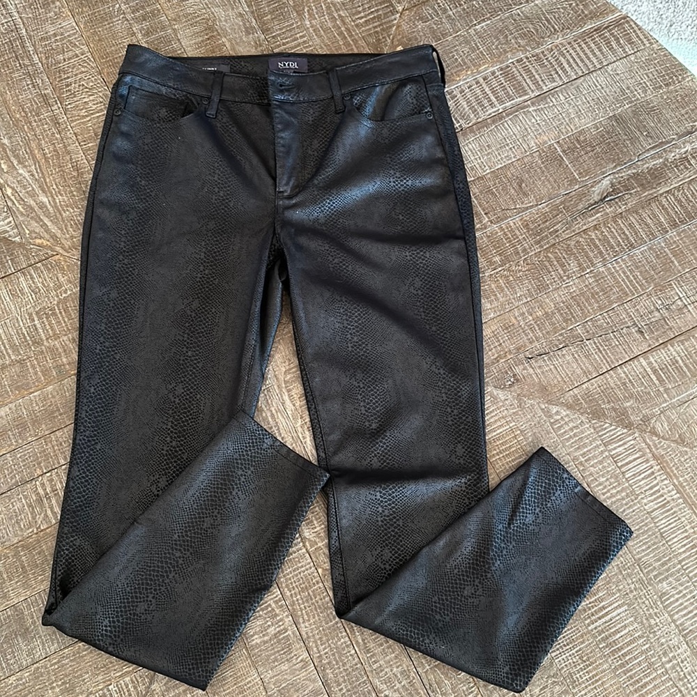 Black Skinny Pants